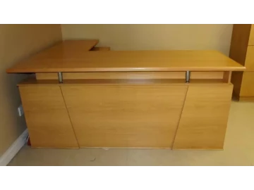 Modern Office desk